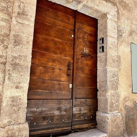 Chez Romeo & Sandro ペズナ エクステリア 写真